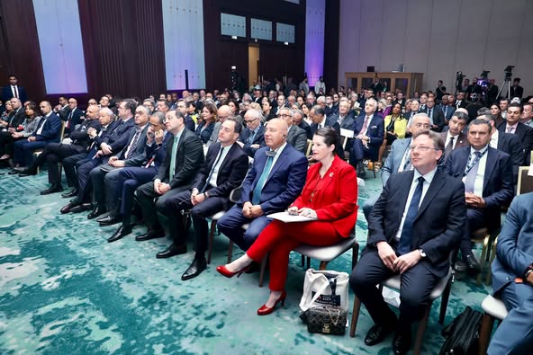 مشاركة وزير الصناعة والنقل في المنتدى الفرنسي الاقتصادي الإقليمي1