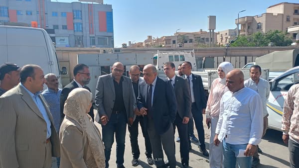 وزير الكهرباء والطاقة المتجددة يتفقد شركة شمال القاهرة لتوزيع الكهرباء