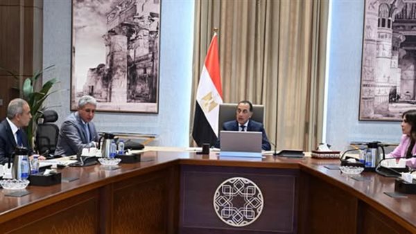 مدبولي يوجه بتوسيع الاستثمارات السياحية وزيادة الغرف الفندقي    