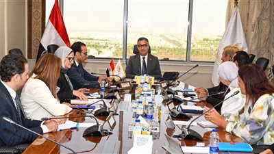 من السلة الغذائية إلى استهداف المستحقين.. وزير التموين يبحث تطوير الدعم مع «الأغذية العالمي»