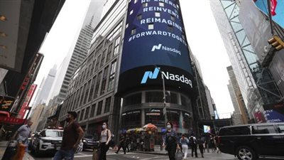 تراجع مؤشرات الأسهم الأمريكية لليوم الثالث على التوالي 