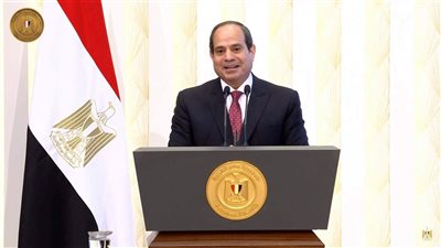 السيسي: الأزمات التي عانت منها مصر تطلبت إجراءات وحلول جذرية