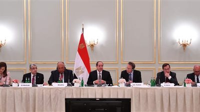السيسي: فرص واعدة للشركات الألمانية الراغبة في الاستفادة من موقع مصر الاستراتيجي