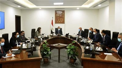 رئيس الوزراء يتابع موقف عدد من المشروعات الجاري تنفيذها في قطاع النقل