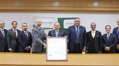الأول في مصر وأفريقيا والشرق الاوسط.. البنك الأهلي المصري يحصل على شهادة ISO في مجال إدارة الجودة