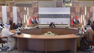 مدبولي: مكلفين بإزالة أي عقبات أو إجراءات إدارية أو بيروقراطية تواجه تنفيذ المشروعات