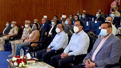 مدبولي: توجيهات من السيسي بالاعتماد على المكونات المحلية بمشروعات حياة كريمة