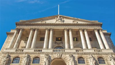 بنك إنجلترا يعلن زيادة أسعار الفائدة اليوم