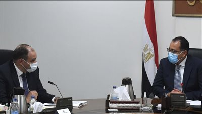 مدبولي: لدينا العديد من الفرص الواعدة للاستثمار في قطاع الصناعة