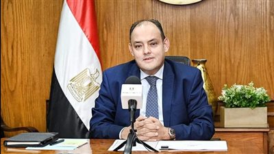 وزير الصناعة يعلن إبرام صفقة تشمل تصدير منتجات غذائية مصرية إلى غانا