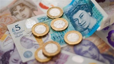 تراجع الجنيه الإسترليني.. ويتجه لتحقيق أكبر مكاسب شهرية منذ منتصف 2020
