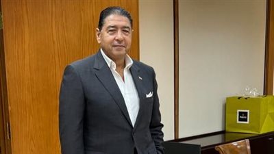 هشام عز العرب يعود لمنصبه رئيسا لـ «التجاري الدولي».. بانكير ينشر الكواليس