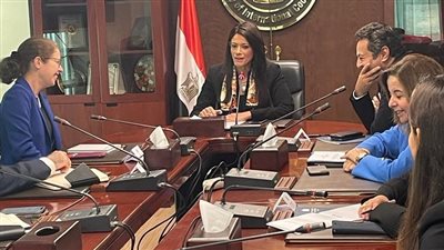  وزيرة التعاون الدولي تتلقي بعثة البنك الدولي لمتابعة مشروع الإسكان الاجتماعي 