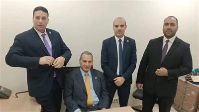 جمارك مطار القاهرة تضبط محاولة تهريب عدد من السبائك الذهبية|صور 