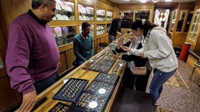 اسعار الذهب في مستهل تعاملات اليوم السبت 31-12-2022