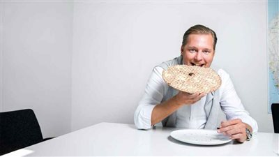 المليونير الأبخل على الكوكب يقدم نصائح مجانية| فيديو 