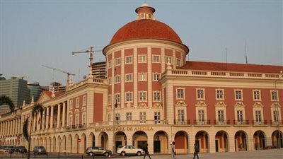 البنك المركزي الأنجولي يخفض سعر الفائدة الرئيسي بمقدار 100 نقطة أساس