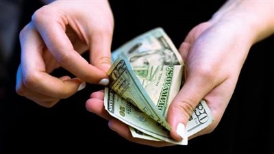 الضرائب وحدها لا تكفي.. دعوة لزيادة الحد الأدنى للأجور عالميا