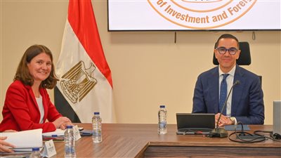 وزير الاستثمار يلتقي وفد مؤسسة موديز في إطار مراجعة التصنيف الدورية لمصر