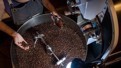 أسعار القهوة تقفز مع ترقب تطبيق رسوم ترامب الجمركية على البرازيل