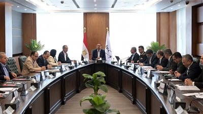 رئيس الوزراء يترأس الاجتماع العاشر لمجلس إدارة وكالة الفضاء المصرية لاستعراض الإنجازات وخطط المستقبل 