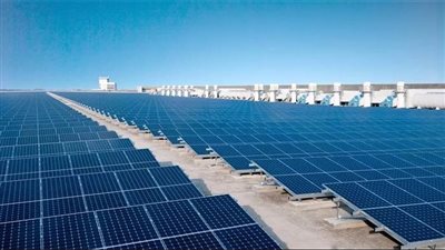 وداعا للاستيراد.. مصر تحقق قفزة عملاقة في تصنيع الألواح الشمسية بمكون محلي 90%