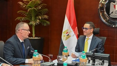 الخطيب: مصر تستهدف تعزيز تنافسيتها لتكون ضمن أفضل 50 اقتصادا في مجال التجارة 