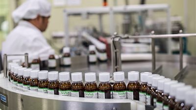 لقاحات «صُنع في مصر».. حكاية أكبر مجمع لإنتاج اللقاحات في مصر