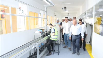 وداعا للاستيراد.. أول مصنع لكباسات أجهزة التبريد في الشرق الأوسط ينطلق باستثمارات 240 مليون جنيه 