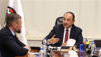 وزير قطاع الأعمال: حريصون على تعزيز التعاون مع الشركات العالمية لدعم الصناعة المحلية 