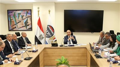 وزير قطاع الأعمال: تعزيز الشراكة مع القطاع الخاص ورفع كفاءة وتحفيز العاملين لدعم التنمية المستدامة