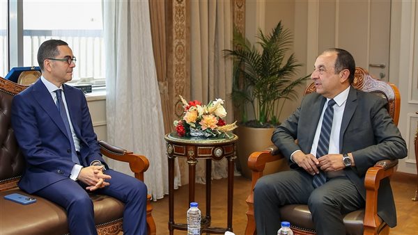 اجتماع وزيرا قطاع