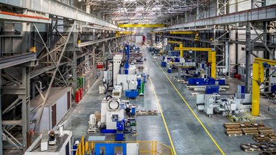 من الرؤية إلى الواقع.. أضخم 10 مشروعات صناعية تدفع مصر نحو العالمية