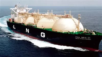 العمل يجري على قدم وساق.. متى تتخلى مصر عن سفن التغييز؟