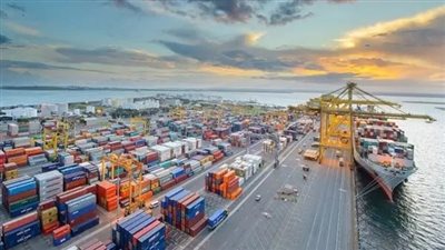 تراجع أسعار شحن الحاويات عالمياً للأسبوع الخامس ومؤشر 