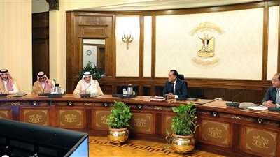 رئيس الوزراء يناقش مع وزير الدولة السعودي حزمة الاستثمارات في مصر