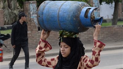 أنبوبة البوتجاز بـ400 جنيه.. أول رد من البترول بعد أزمة سوهاج وقنا