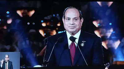 السيسي: مصر أول دولة عرفها التاريخ لتنير طريق التقدم والرقي للعالم