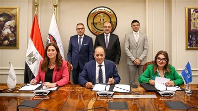 توقيع عقد تمويل إنشاء أول مصنع لإنتاج أقراص وحبيبات الكلور في مصر وأفريقيا والشرق الأوسط 