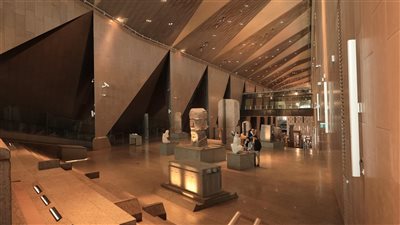 معدلات تفوق المتاحف العالمية.. كيف يؤثر افتتاح المتحف المصري الكبير على السياحة في مصر؟