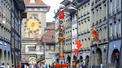 الاقتصاد السويسري يواجه أول انكماش في 2025 وسط ضعف الطلب الخارجي