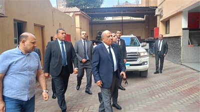 وزير الكهرباء يتفقد مراكز التحكم والإيرادات بالحلمية ويستعرض خطة مواجهة السرقات والتعديات