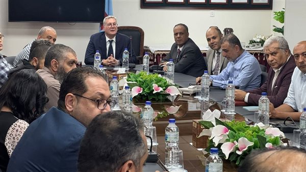 جانب من زيارة وزير