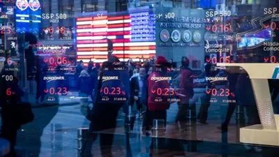 الأسهم العالمية تتراجع مع صعود النفط بعد هجوم على ناقلتين في العراق