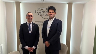 خلال قمة دافوس.. TVS الهندية تدرس إنشاء أكبر مركز لتصنيع الدراجات النارية في إفريقيا بمصر