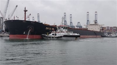 ميناء دمياط يستقبل أكبر حمولة بضائع عامة في تاريخه