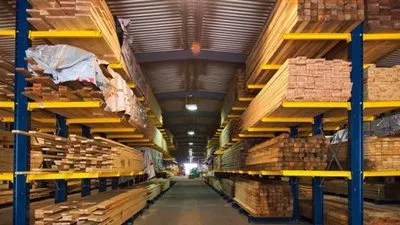 استقرار أسعار الأخشاب ومستلزمات النجارة وسط هدوء حركة التداول