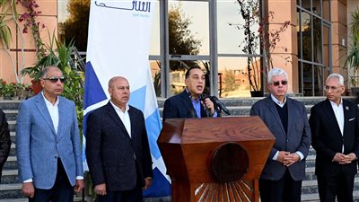 إضافة 1050 سريرا جديدا.. مدبولي يعلن عن طفرة في الخدمات الصحية بجامعة المنيا 