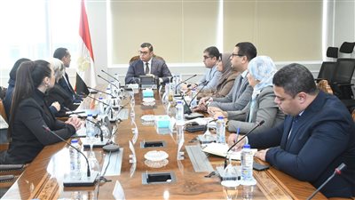 ​بعد نجاح WUF12.. وزير الإسكان يضع مع «الهابيتات» خارطة طريق المدن الذكية والبناء الأخضر