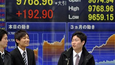 مؤشر نيكي الياباني يهوي 5% ويقترب من أدنة مستوى له في شهر بدعم ارتفاع أسعار النفط